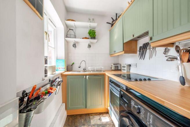Kitchen pic 2