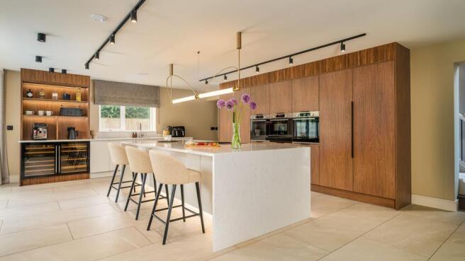 Kitchen/dining/living room