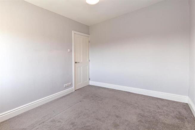 Bedroom 2-2.jpg