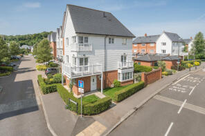 68, Chequers Avenue, High Wycombe HP11 1GD