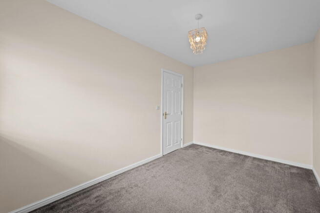 4 bed Town House for sale Image 11