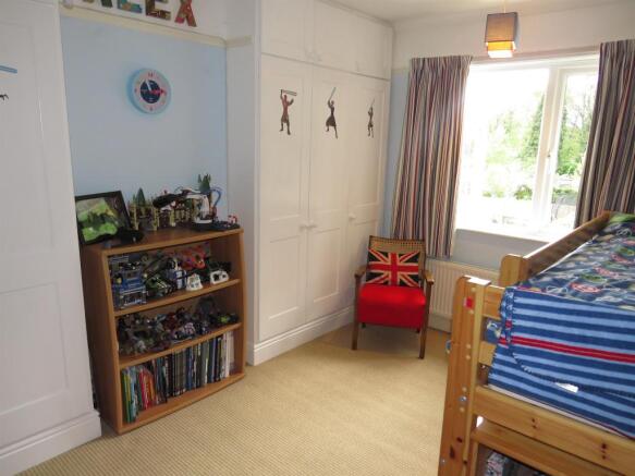 Photo 9