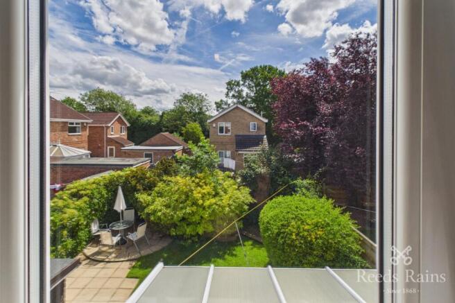 3 bed Semi-Detached for sale Image 5
