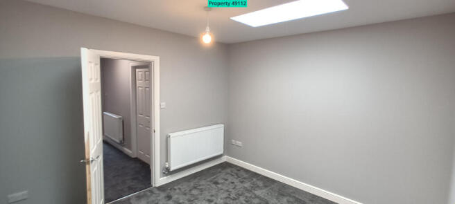 2 bed Semi-Detached to rent Image 12