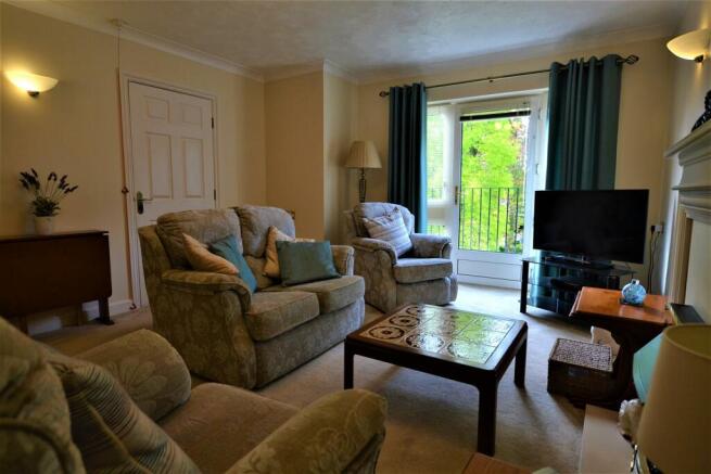Living Room.JPG