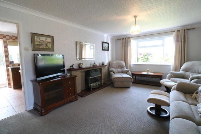 Jesmond, 13 Hazel Avenue, Crowle, North Lincolnshire, DN17 4LS photo 5