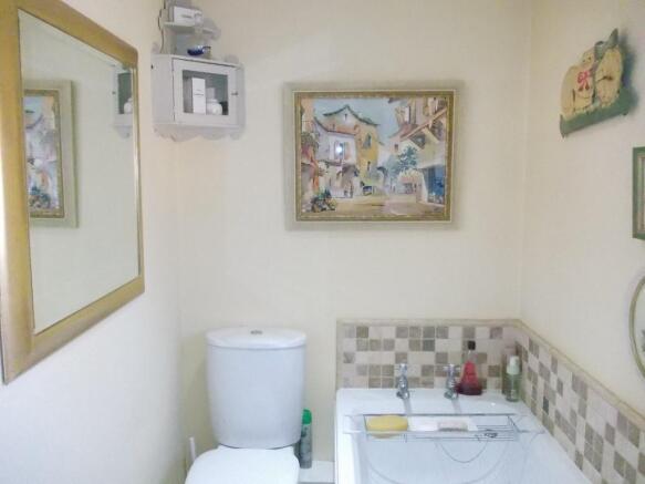 Photo 12