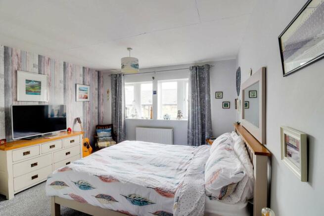 Bedroom 1 (Double)