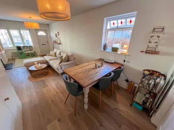 School Road, East Molesey, KT8 photo 4