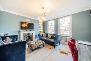 Flat 24, Russell Chambers, Bury Place, London WC1A 2JU