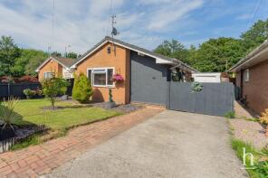 3, Dereham Avenue, Wirral CH49 4QT