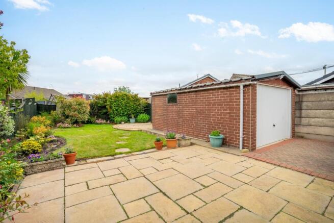 2 bed Semi-Detached Bungalow for sale Image 10