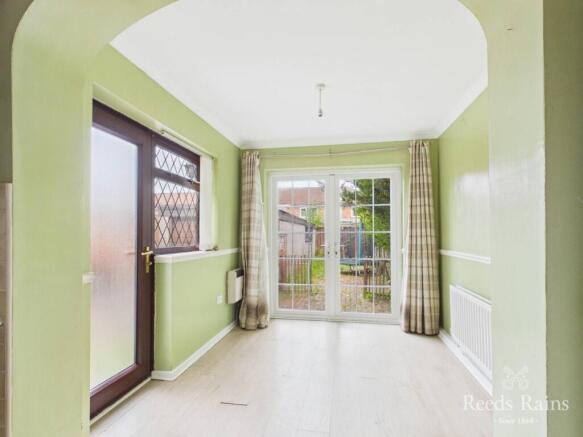 3 bed Semi-Detached for sale Image 7