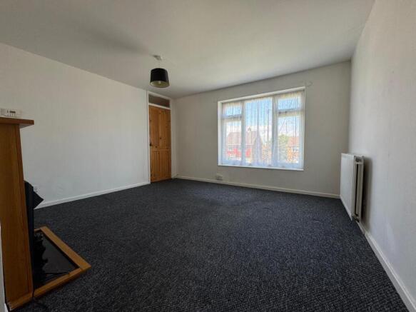 2 bed Flat to rent Image 4