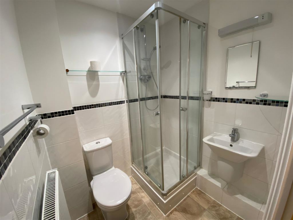 En-suite Bathroom