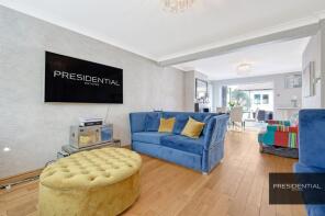 64, Lambourne Road, Chigwell IG7 6EP