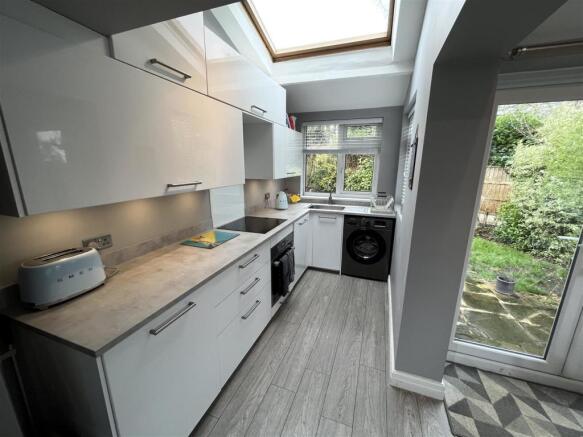 Dining Kitchen Aspect 3.jpg