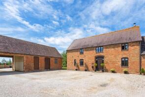 The High Barn, Lower Spring Farm Barns, Gaydon Road, Bishops Itchington CV47 2QX