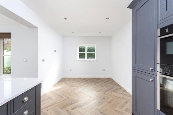 3 bed Detached for sale Image 4