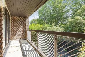 Flat 3, 6, Castelnau, Barnes, London SW13 9RU
