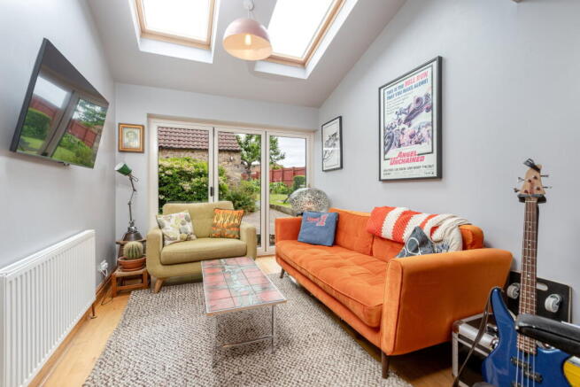 6 bed Village House for sale Image 6