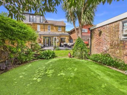 Felcott Road, Hersham, Walton-On-Thames