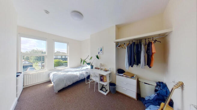 broomfield-crescent-12082021150454.jpg
