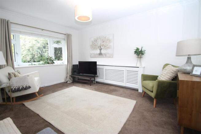sitting room main.JPG