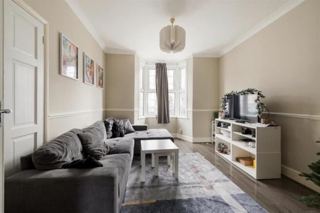 Southwell Grove Road, E11