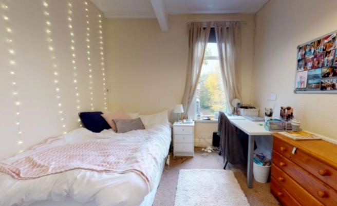 8 bed House to rent Image 4