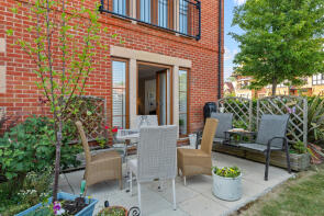 1, Theodore House, Woodland Drive, Alcester B49 6FT