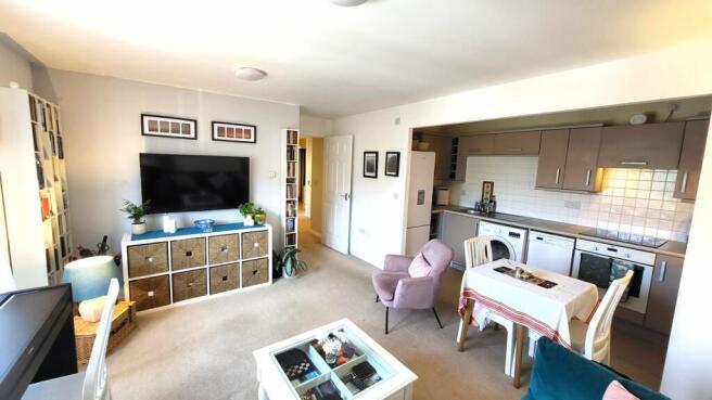 Photo 10