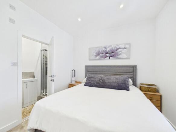 4 bed End of Terrace for sale Image 10