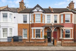 24, Freshford Street, London SW18 3TF