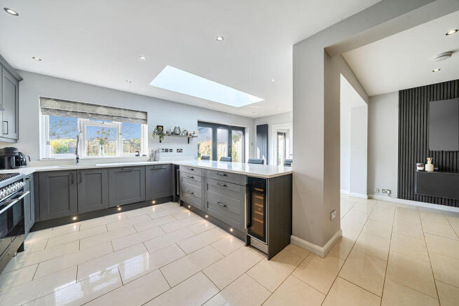 Kitchen/Breakfast/Family Room