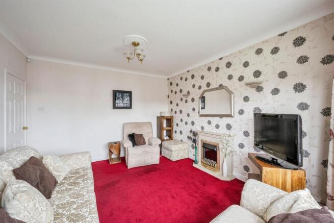 3 bed Detached Bungalow for sale Image 6
