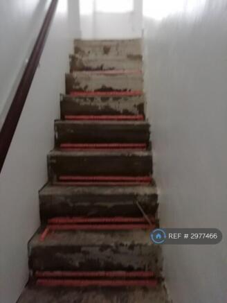 3 bed Terraced to rent Image 12
