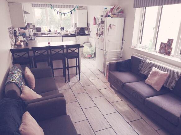Kitchen Living Area