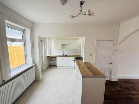 Kitchen 2