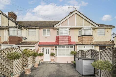 Evelyn Crescent, Sunbury-On-Thames