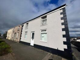 56, Swansea Road, Waunarlwydd, Swansea SA5 4TD