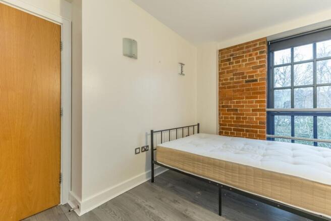 2 bed Apartment for sale Image 10