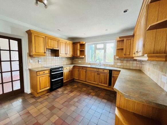 Kitchen.JPEG