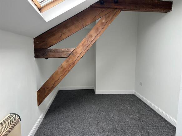 2 bed Apartment to rent Image 10