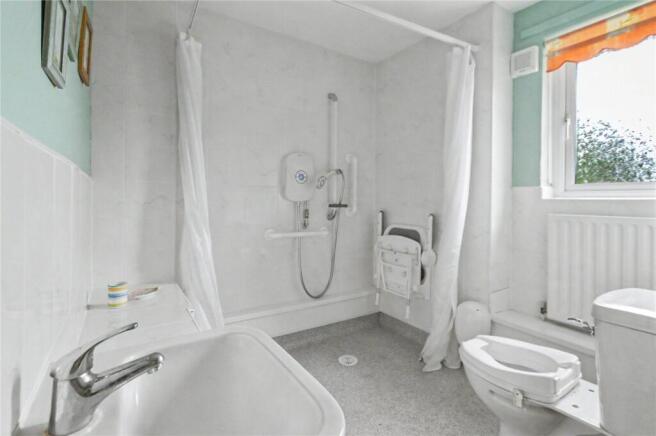 2 bed Apartment for sale Image 7