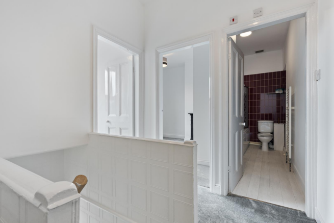 2 bed Terraced for sale Image 8