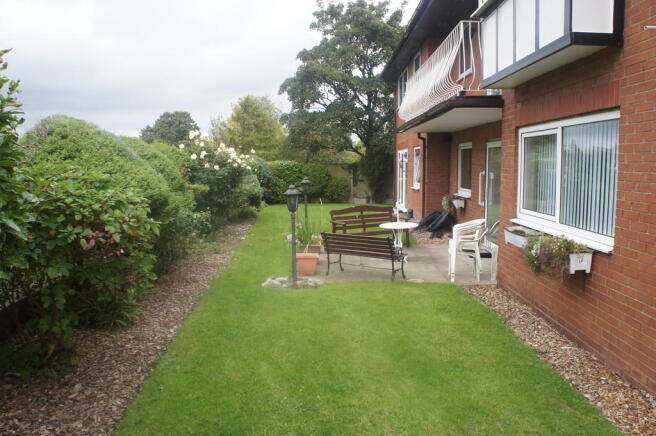 Photo 13