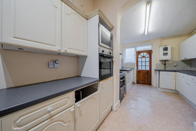 1446285-21-69de7e...