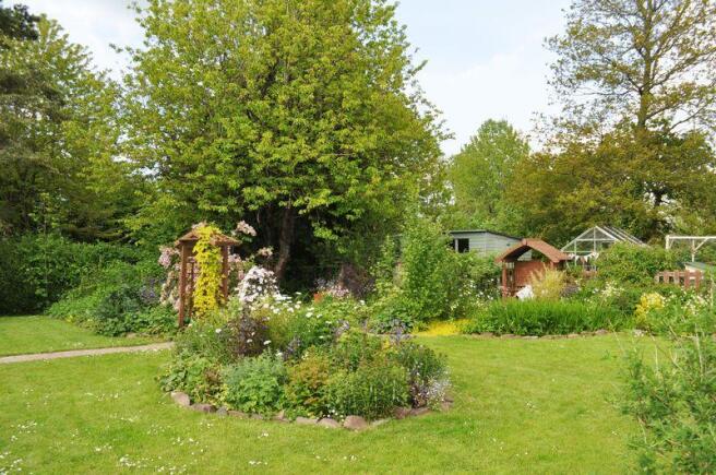 GARDEN