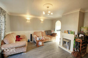 104, Canons Brook, Harlow CM19 4EG